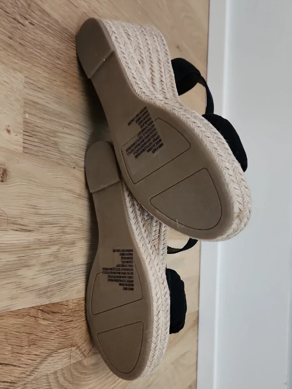 LC Lauren Conrad Black Espadrille Wedge Sandals with Ruched Front